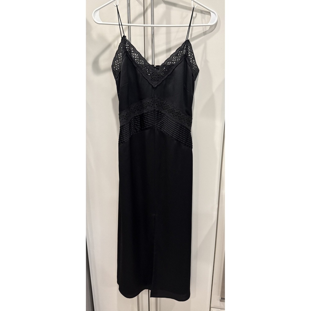 The Westside Cocktail Slip Dress Black Lace V-Neck Spaghetti Strap Slit XS